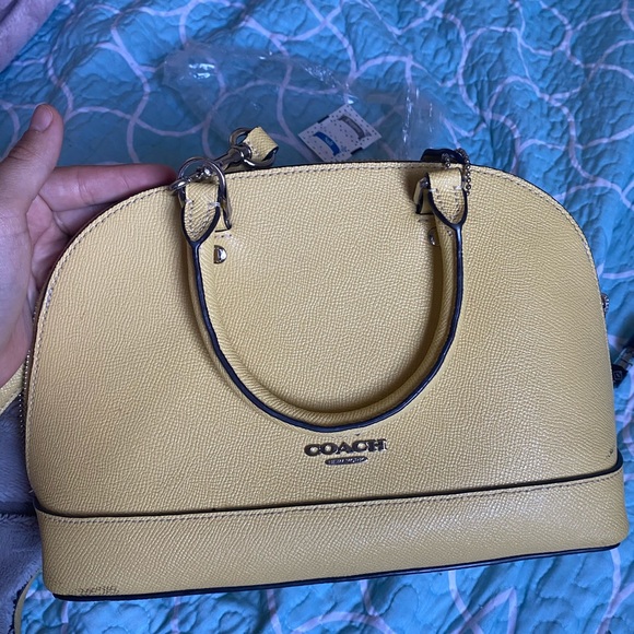 YELLOW COACH BAG - Picture 2 of 9